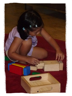 playing-with-blocks-2