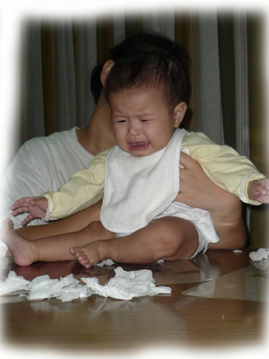 baby-tearing-tissues